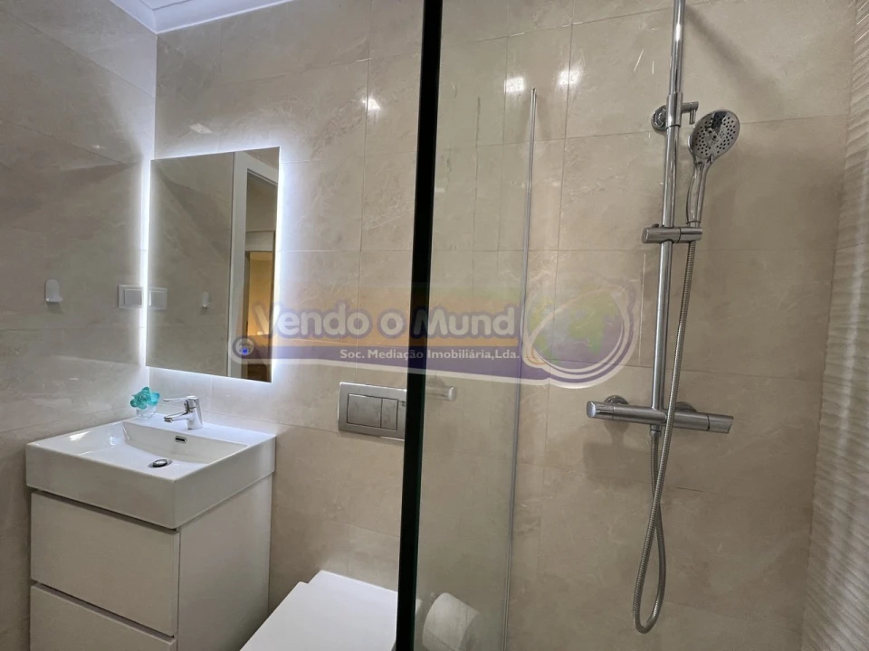 Moradia T2 para Venda em Samora Correia Foto 13