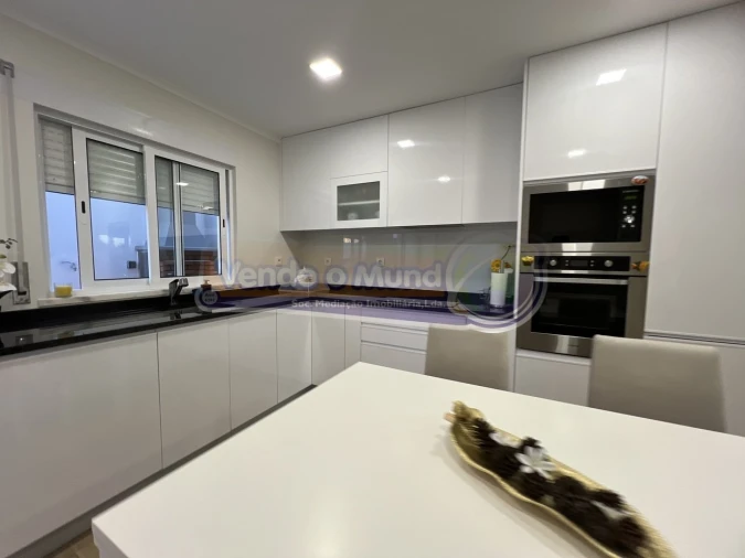 Moradia T2 para Venda em Samora Correia Foto 2