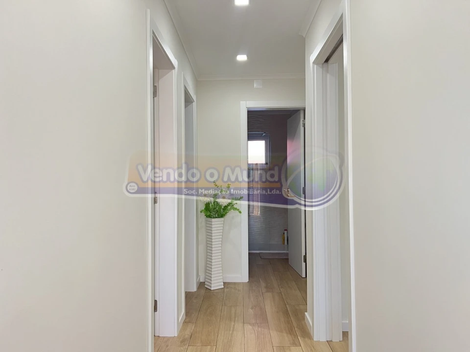 Moradia T2 para Venda em Samora Correia Foto 9