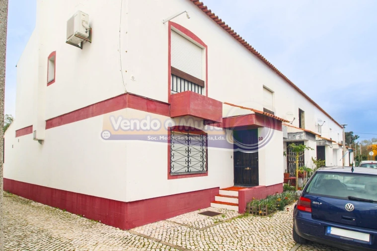 Moradia T4 para Venda em Salvaterra de Magos e Foros de Salvaterra