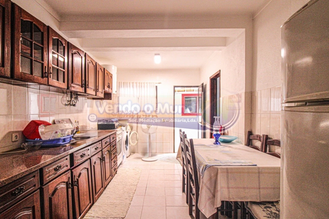 Moradia T4 para Venda em Salvaterra de Magos e Foros de Salvaterra Foto 4