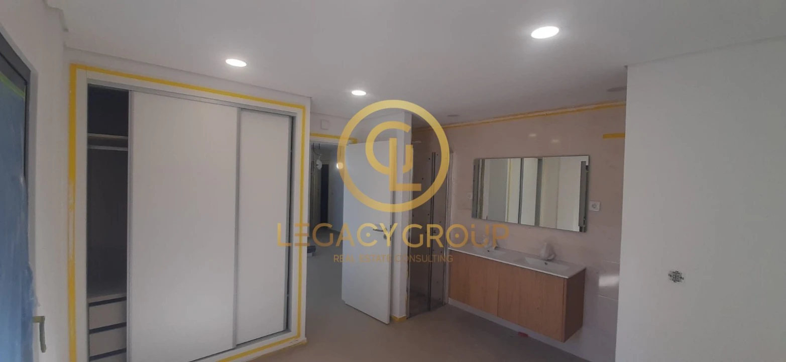 Apartamento T2 para Venda em Vila Real de Santo Antonio Foto 5