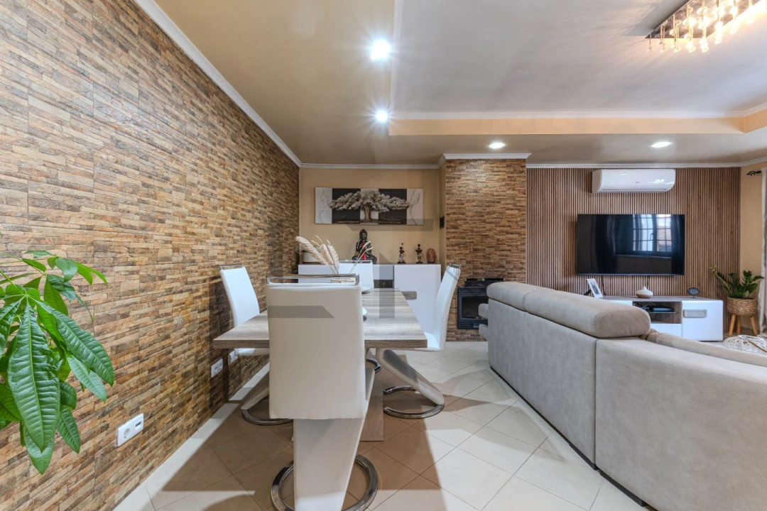 Moradia T3 para Venda em Rio de Mouro Foto 7