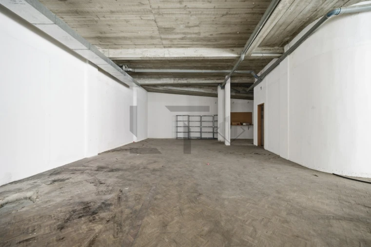 Loja para Arrendamento em Algés, Linda-A-Velha e Cruz Quebrada-Dafundo Foto 16