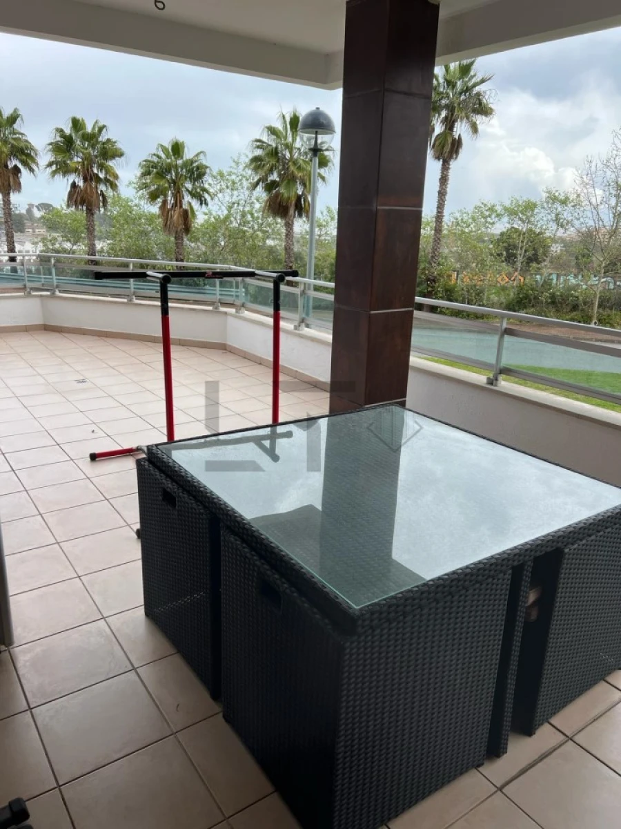 Apartamento T2 para Venda em Sacavém e Prior Velho Foto 27