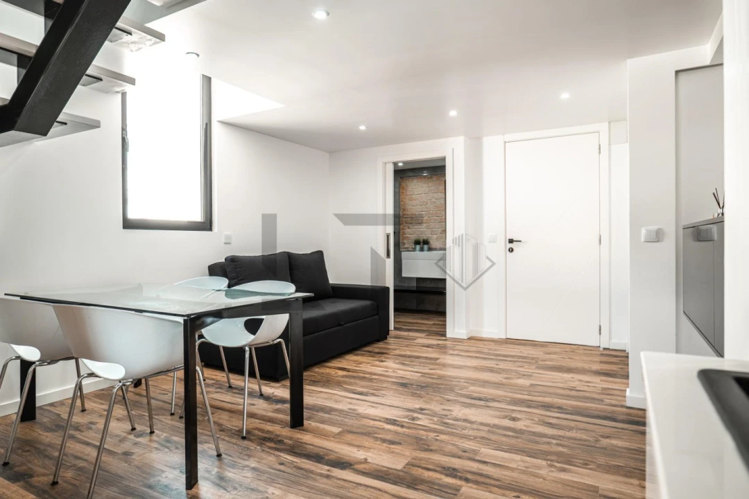 Negócio para Venda em Leiria, Pousos, Barreira e Cortes Foto 19