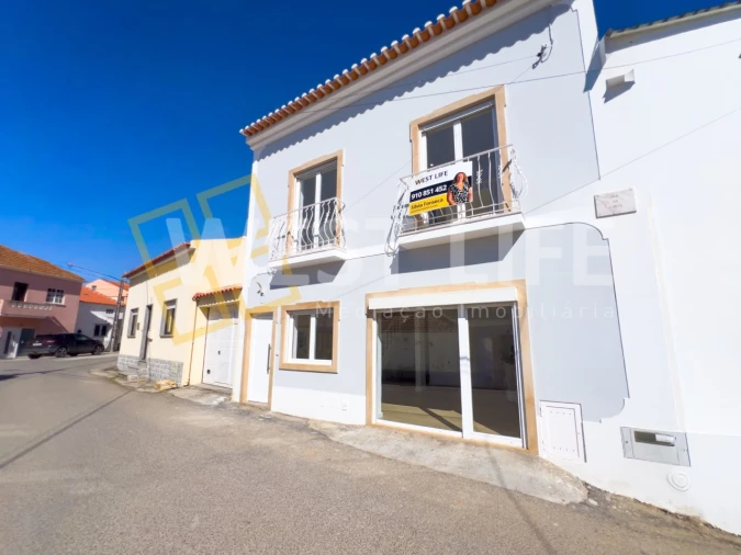 Moradia T2 para Venda em Lourinhã e Atalaia Foto 1