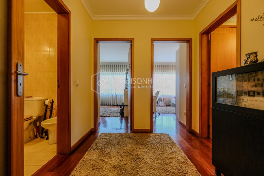 Apartamento T3 para Venda em Moreira Foto 12