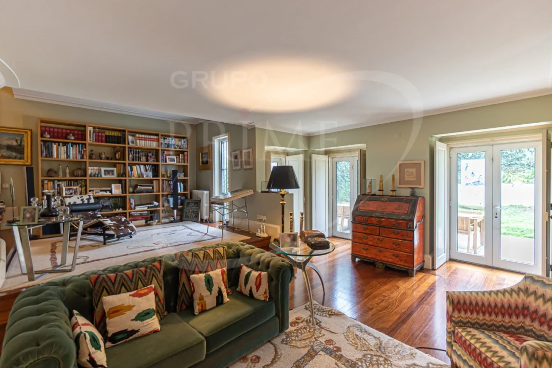 Moradia T5 para Arrendamento em Aldoar, Foz do Douro e Nevogilde Foto 10