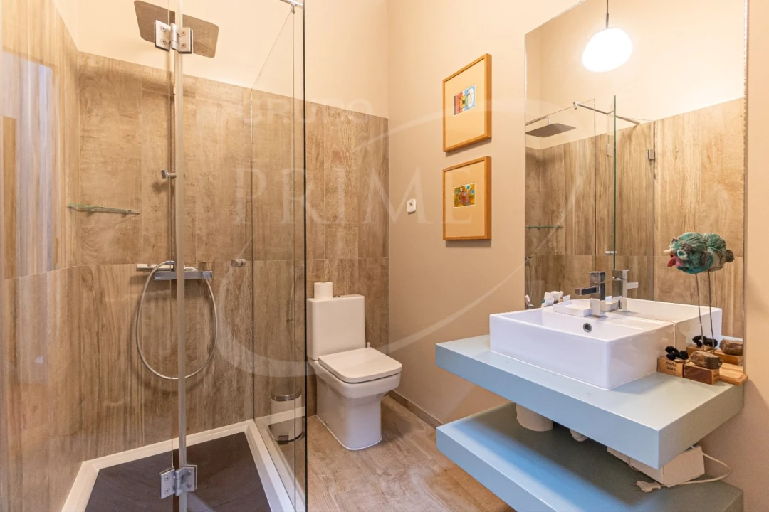 Moradia T5 para Arrendamento em Aldoar, Foz do Douro e Nevogilde Foto 19