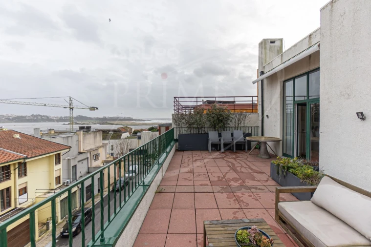 Moradia T5 para Arrendamento em Aldoar, Foz do Douro e Nevogilde Foto 29