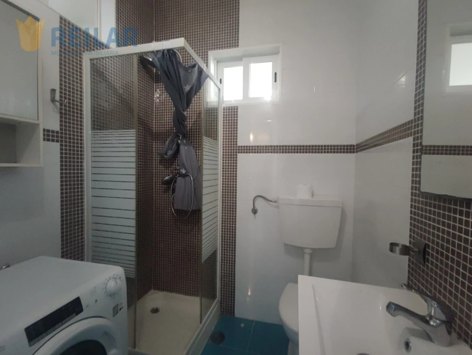 Apartamento T1 para Arrendamento em Arroios Foto 4