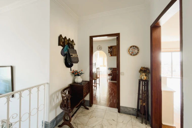 Moradia T4 para Venda em Alcabideche Foto 10