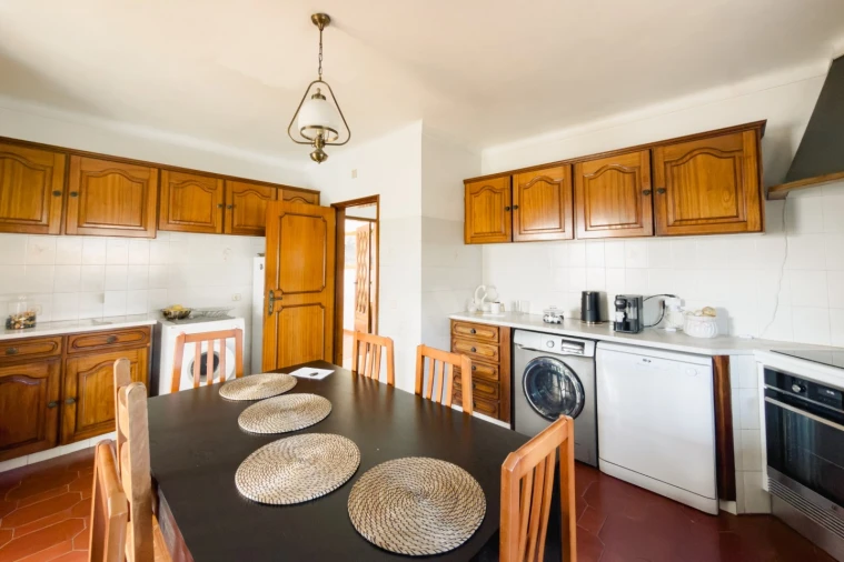 Moradia T4 para Venda em Alcabideche Foto 14