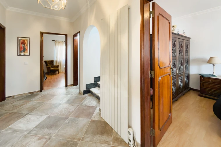 Moradia T4 para Venda em Alcabideche Foto 20