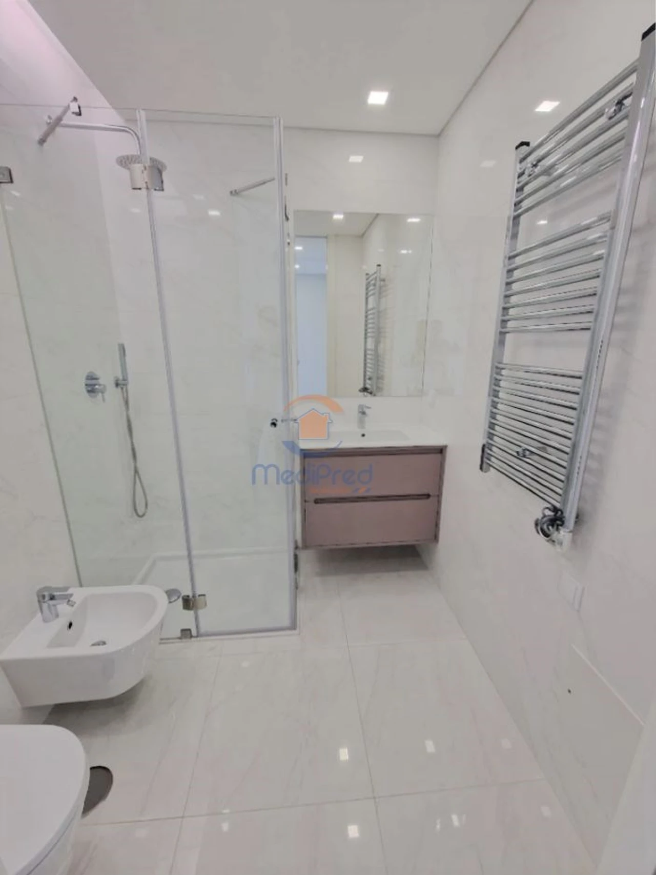 Apartamento T2 para Venda em Santo António dos Cavaleiros e Frielas Foto 13