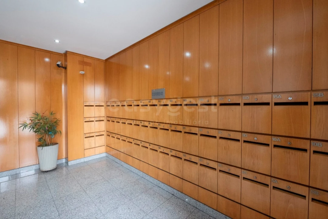 Apartamento T3 para Venda em Marvila Foto 25