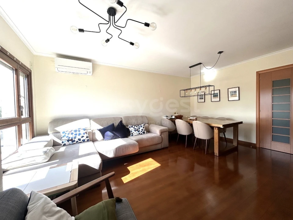 Apartamento T3 para Venda em Marvila Foto 1