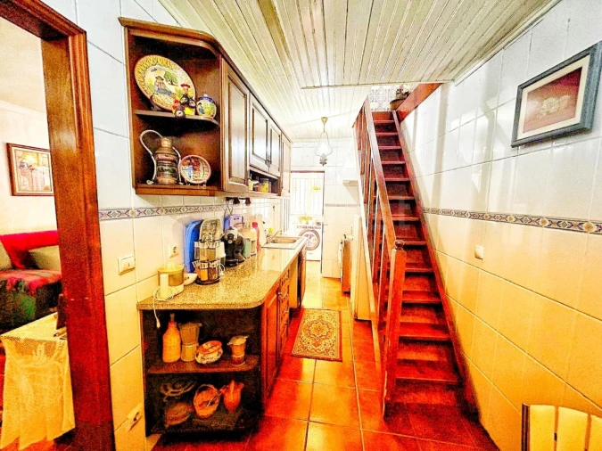 Moradia T3 para Venda em Santo Antonio dos Olivais Foto 7