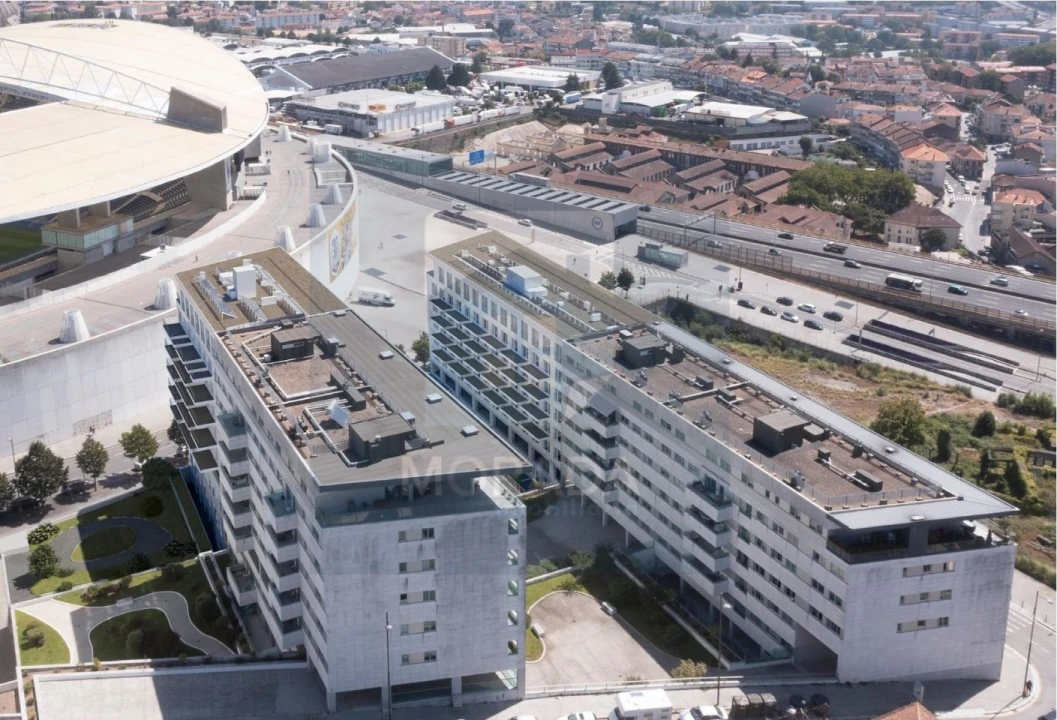 Apartamento T2 para Venda em Campanhã Foto 3