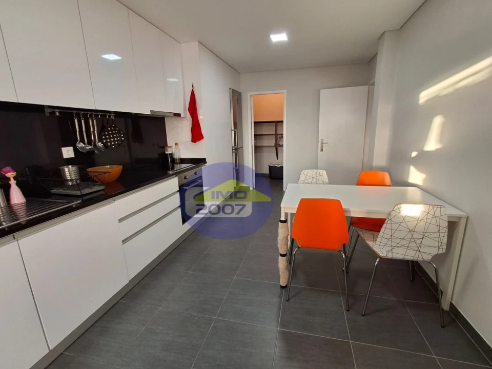 Apartamento T3 para Venda em Mozelos Foto 1