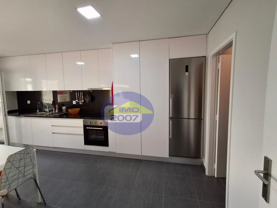 Apartamento T3 para Venda em Mozelos Foto 4