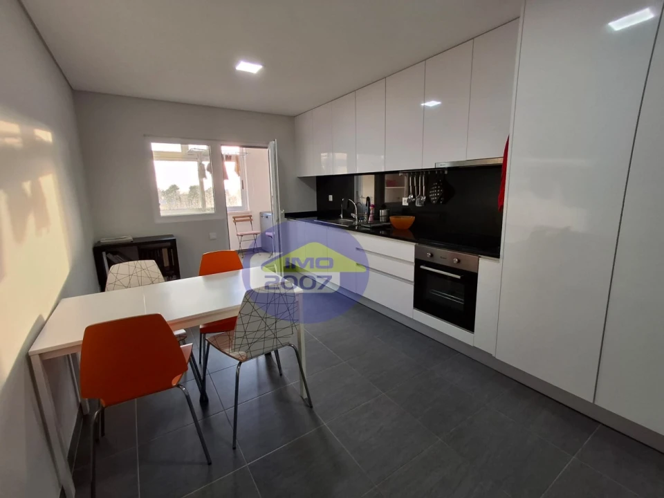 Apartamento T3 para Venda em Mozelos Foto 6