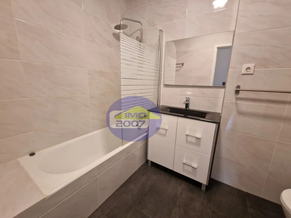 Apartamento T3 para Venda em Mozelos Foto 18