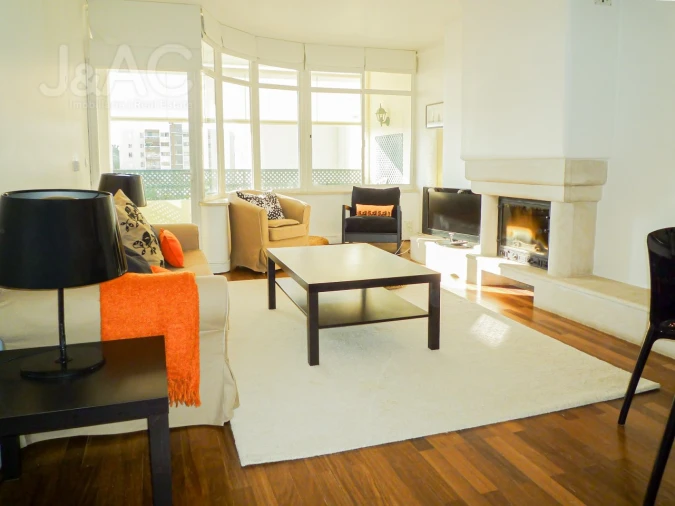 Apartamento T1 para Arrendamento em Cascais e Estoril Foto 1