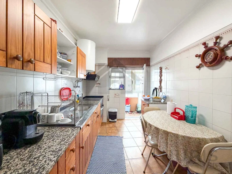 Apartamento T3 para Venda em Portimão Foto 1