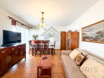 Apartamento T3 para Venda em Portimão