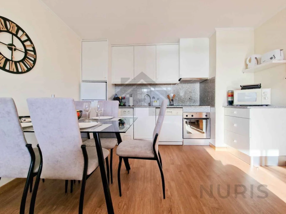 Apartamento T1 para Venda em Portimão Foto 3