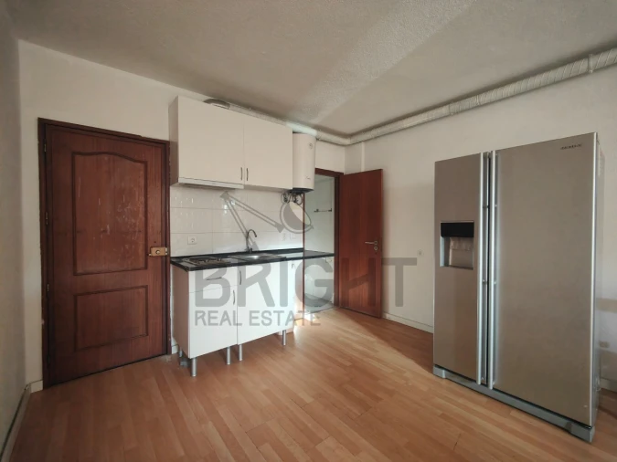 Garagem para Arrendamento em Algueirão-Mem Martins