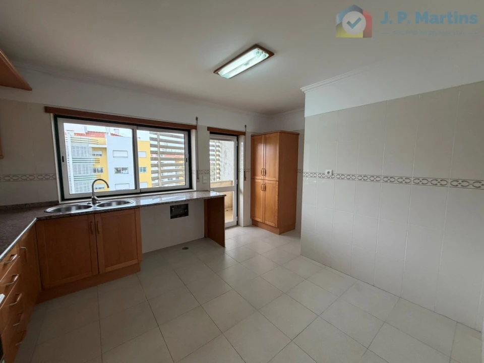 Apartamento T3 para Venda em Santo Antonio da Charneca Foto 9