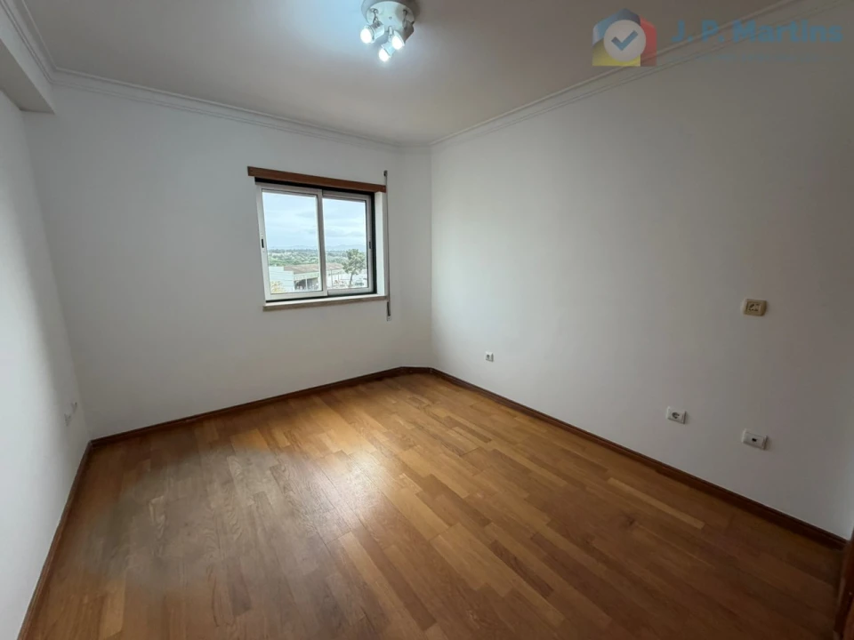 Apartamento T3 para Venda em Santo Antonio da Charneca Foto 29