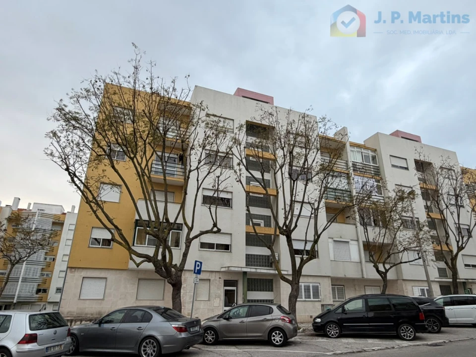 Apartamento T3 para Venda em Santo Antonio da Charneca Foto 32