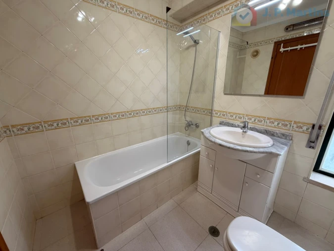 Apartamento T3 para Venda em Santo Antonio da Charneca Foto 27