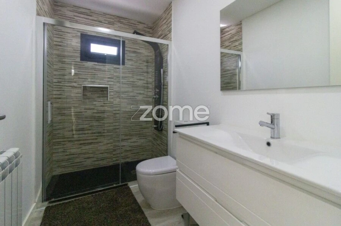 Moradia T3 para Venda em Povoa de Lanhoso (N. Senhora do Amparo) Foto 16