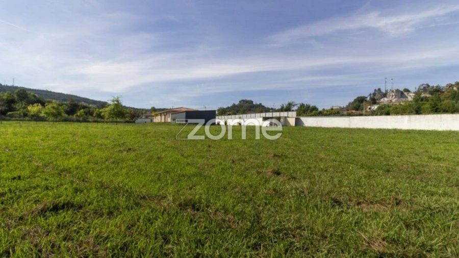 Moradia T3 para Venda em Povoa de Lanhoso (N. Senhora do Amparo)