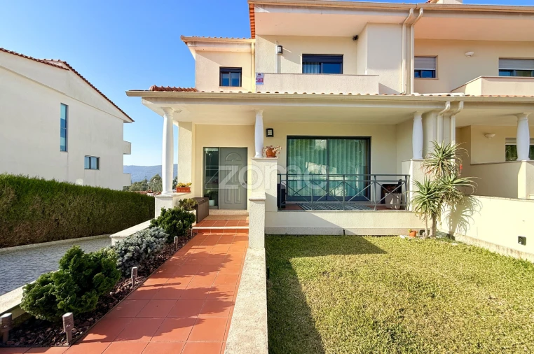 Moradia T3 para Venda em Mogege Foto 3