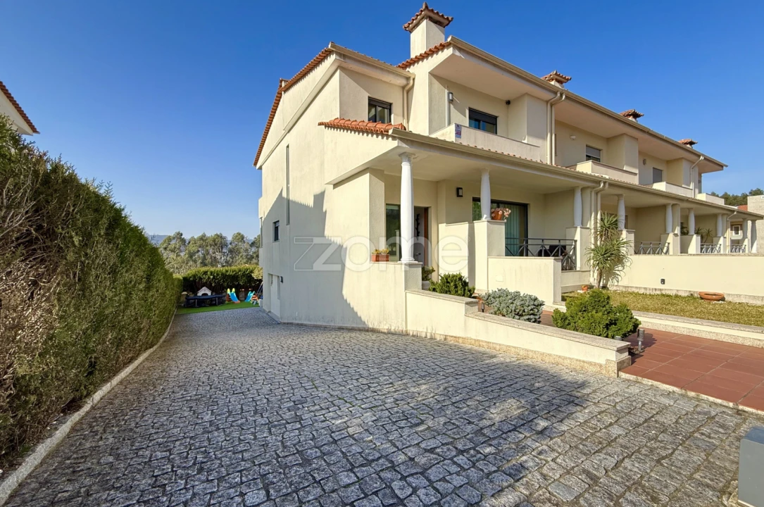 Moradia T3 para Venda em Mogege Foto 48