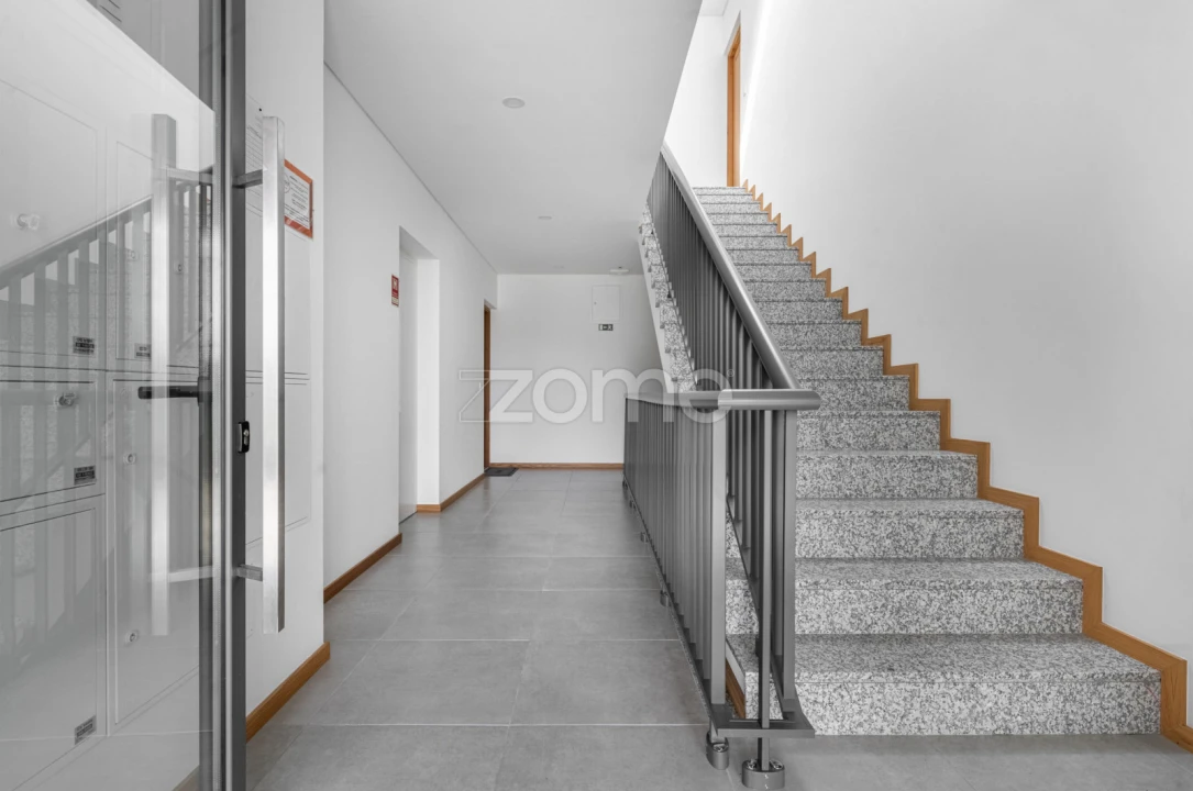 Apartamento T3 para Venda em Carvalhal Foto 34