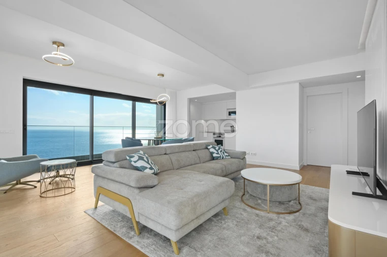 Apartamento T3 para Arrendamento em São Martinho Foto 36