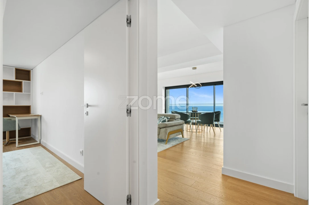 Apartamento T3 para Arrendamento em São Martinho Foto 34