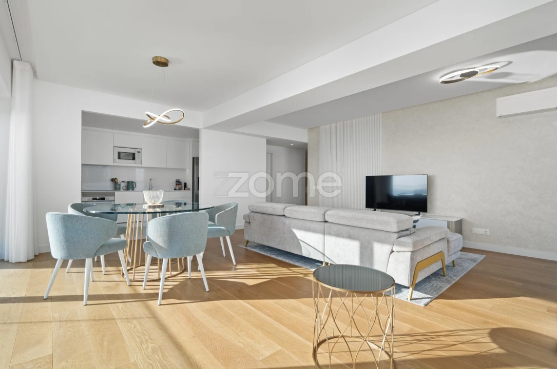 Apartamento T3 para Arrendamento em São Martinho Foto 39