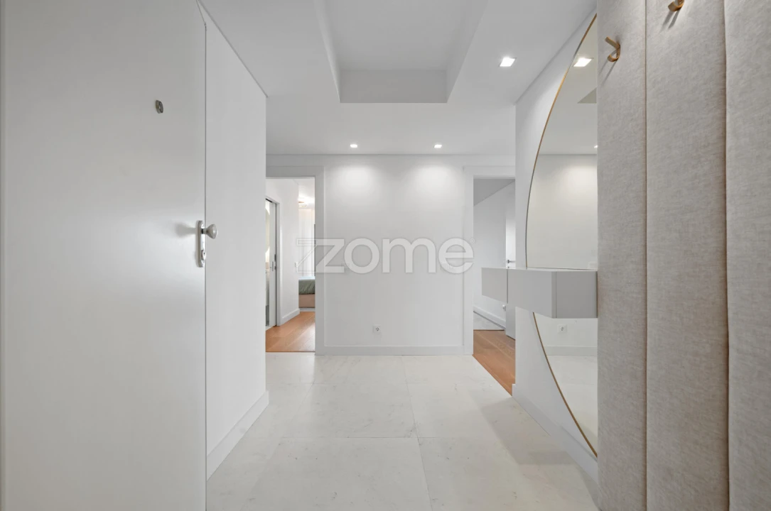 Apartamento T3 para Arrendamento em São Martinho Foto 51