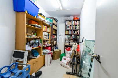Apartamento T2 para Venda em Areeiro