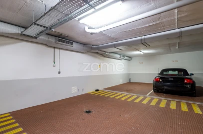 Apartamento T2 para Venda em Areeiro