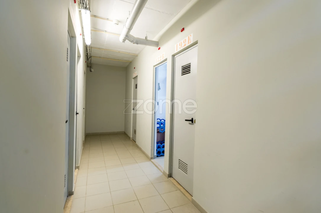 Apartamento T2 para Venda em Areeiro Foto 28
