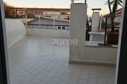 Apartamento T2 para Venda em Algueirão-Mem Martins
